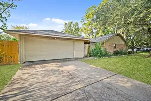 9234 Long Barrel Ln, Houston, TX 77040 - Photo 4