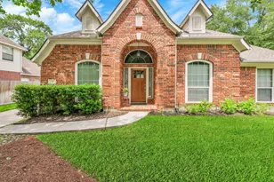 2 Westward Ridge Pl, The Woodlands, TX 77384 - Photo 1