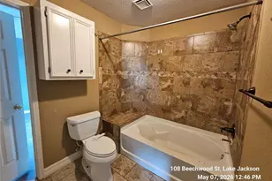 108 Beechwood St, Lake Jackson, TX 77566 - Photo 24