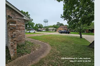 108 Beechwood Street, Lake Jackson, TX 77566 - Photo 36