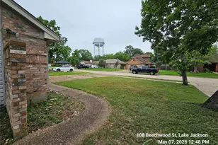108 Beechwood St, Lake Jackson, TX 77566 - Photo 36