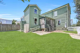 1301 Church St, Galveston, TX 77550 - Photo 34