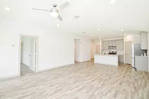7823 Brushwood Dr, Rosharon, TX 77583 - Photo 6