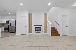 13150 Lawsons Creek Ln, Houston, TX 77072 - Photo 8