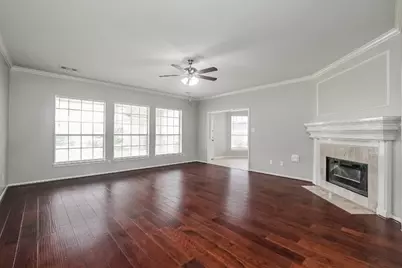 4923 Laurel Hill Court, Sugar Land, TX 77478 - Photo 6