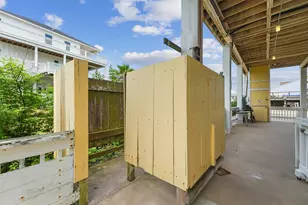 13027 Buccaneer Parkway Pkwy, Freeport, TX 77541 - Photo 24