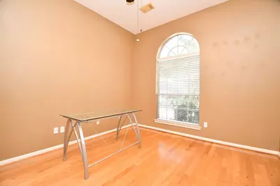 1215 Wood Haven Court, Sugar Land, TX 77479 - Photo 10