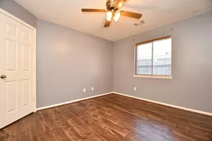 1215 Wood Haven Ct, Sugar Land, TX 77479 - Photo 6