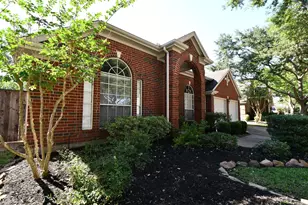1215 Wood Haven Ct, Sugar Land, TX 77479 - Photo 2