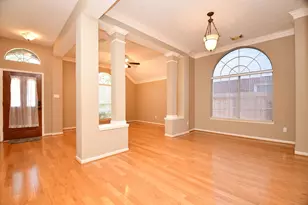 1215 Wood Haven Ct, Sugar Land, TX 77479 - Photo 4