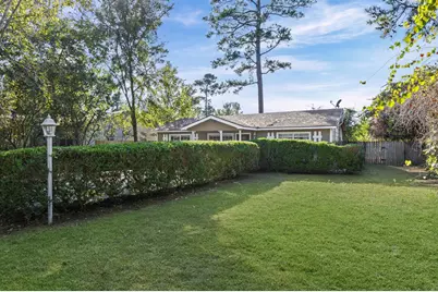 10705 Fairview Drive, Conroe, TX 77385 - Photo 2