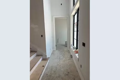 1933 Restridge Drive, Houston, TX 77055 - Photo 10