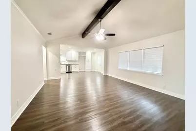 477 Oyster Creek Court, Richwood, TX 77531 - Photo 4