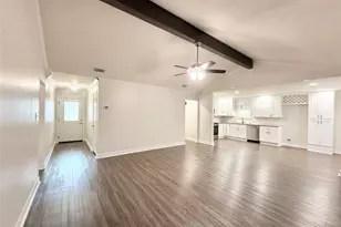 477 Oyster Creek Ct, Richwood, TX 77531 - Photo 6