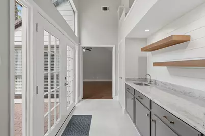 14 Dusky Meadow Place, The Woodlands, TX 77381 - Photo 18