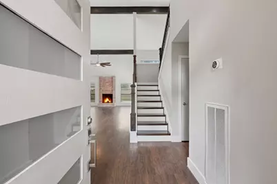 14 Dusky Meadow Place, The Woodlands, TX 77381 - Photo 4