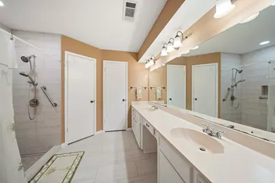 11906 Stillwater Drive, Houston, TX 77070 - Photo 20