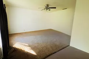 216 Burnet St, Port Lavaca, TX 77979 - Photo 14
