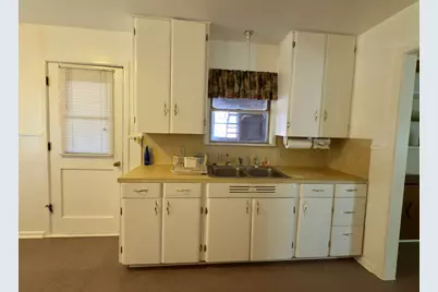 216 Burnet Street, Port Lavaca, TX 77979 - Photo 2