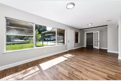 1033 S Booth Lane, Alvin, TX 77511 - Photo 6