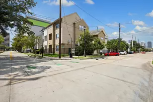 3010 Caroline St, Houston, TX 77004 - Photo 4