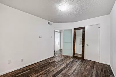 3131 Southwest Freeway #A12, Houston, TX 77098 - Photo 32