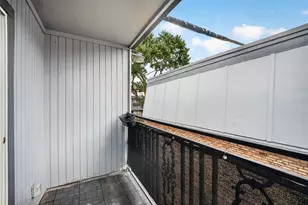 3131 Southwest Fwy, Houston, TX 77098 - Photo 32