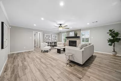 11007 Cranbrook Road, Houston, TX 77042 - Photo 10