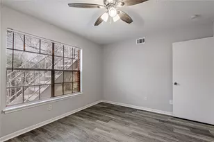 1917 20th St, Huntsville, TX 77320 - Photo 28