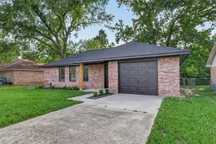 106 Little Bill Ln, Willis, TX 77378 - Photo 4