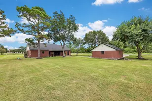 15415 Skyhawk Ln, Beach City, TX 77523 - Photo 44