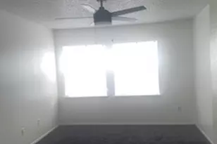 13046 Leader St, Houston, TX 77072 - Photo 14