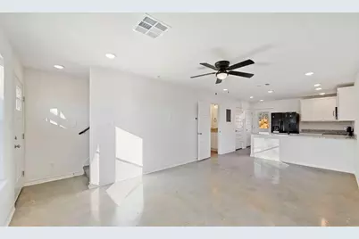 545 Delmar Street #102, San Antonio, TX 78210 - Photo 4