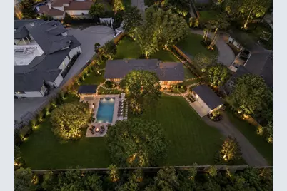31 E Shady Lane, Houston, TX 77063 - Photo 1