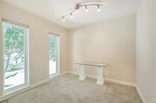 1300 Augusta Dr, Houston, TX 77057 - Photo 24