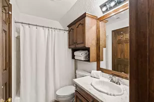 23227 Brownwood Ln, Tomball, TX 77377 - Photo 34