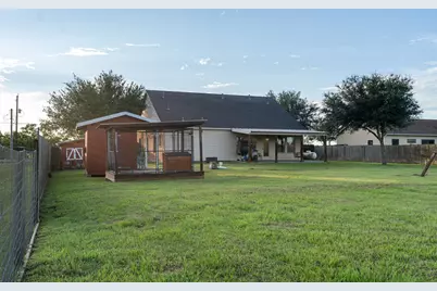 5942 Wild Flower Road, Sealy, TX 77474 - Photo 34