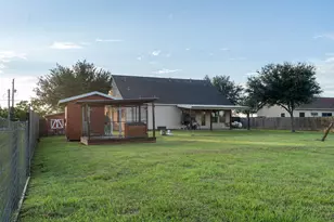 5942 Wildflower Rd, Sealy, TX 77474 - Photo 34