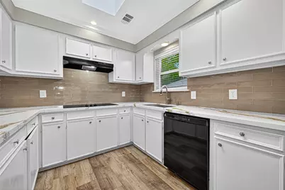 3019 Jenny Drive, Sugar Land, TX 77479 - Photo 2