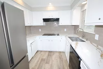 3019 Jenny Drive, Sugar Land, TX 77479 - Photo 8