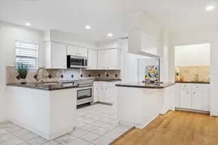 1526 Bay Meadows Dr, Galveston, TX 77554 - Photo 6