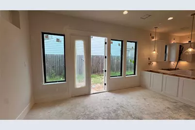 3516 Harvest Dance Drive, Houston, TX 77008 - Photo 4