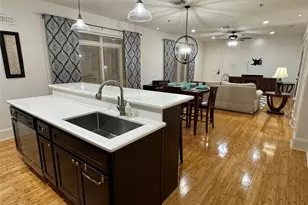 2208 Postoffice St, Galveston, TX 77550 - Photo 8