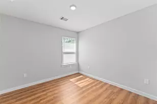 8617 Clarington St, Houston, TX 77016 - Photo 18