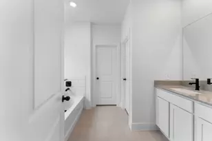 15806 Narrow Leaf Ln, Montgomery, TX 77316 - Photo 28