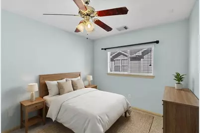 313 Hogan Street, Houston, TX 77009 - Photo 12