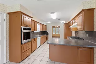 17623 Kings Ct, Cypress, TX 77429 - Photo 18