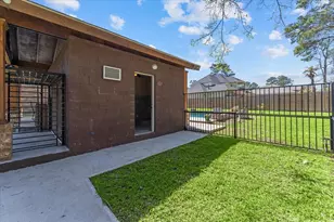 1005 Prescott Dr, Conroe, TX 77301 - Photo 38