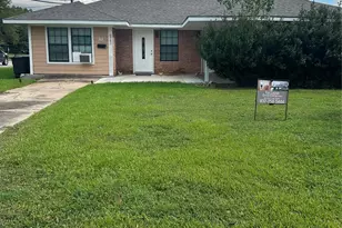 8703 Berndale St, Houston, TX 77029 - Photo 1