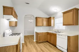 20006 Sterling Falls Dr, Katy, TX 77449 - Photo 8